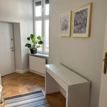 Glamorous 3 Flat In The Very Center Appartamento